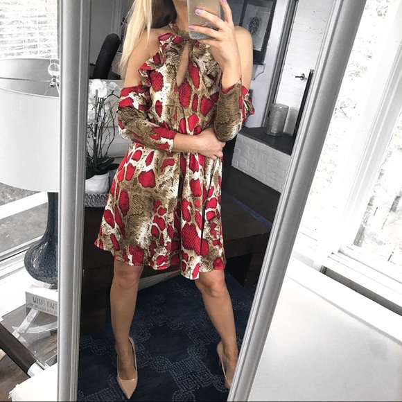 🆕 RED TAN SNAKE PRINT COLD SHOULDER SATIN DRESS - Picture 5 of 10